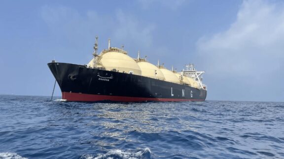 Europa importa un 40% más de GNL ruso que antes de la guerra europa-gnl