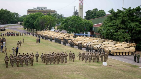 El Ejército entregó el primer escuadrón de tanques TAM 2C-A2 Image