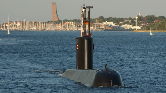 Alemania quiere disputarle a Francia la venta de submarinos para Argentina, reportan medios alemanes Image