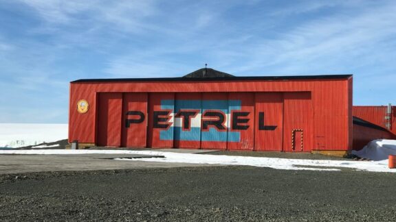 Continúan las obras en la Base Antártica Conjunta Petrel Image