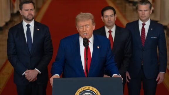 Trump reduce el personal del Consejo de Seguridad Nacional a menos de la mitad y centraliza las decisiones Image