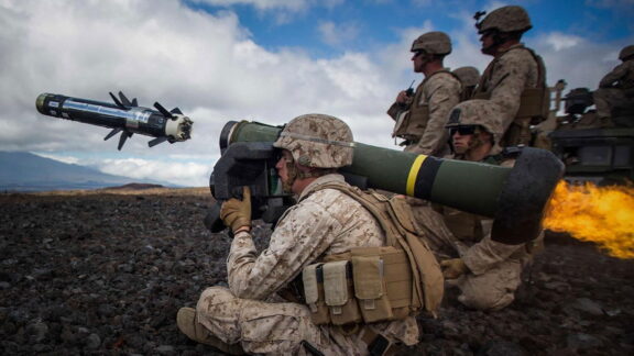 Estados Unidos aprueba la venta de más de 2.500 misiles Javelin a Polonia Image